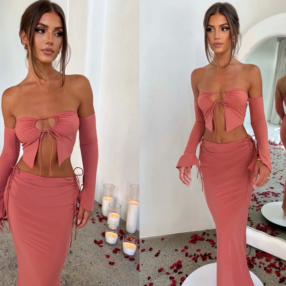 Two-piece Vacation Set💃🏾🏝️💋